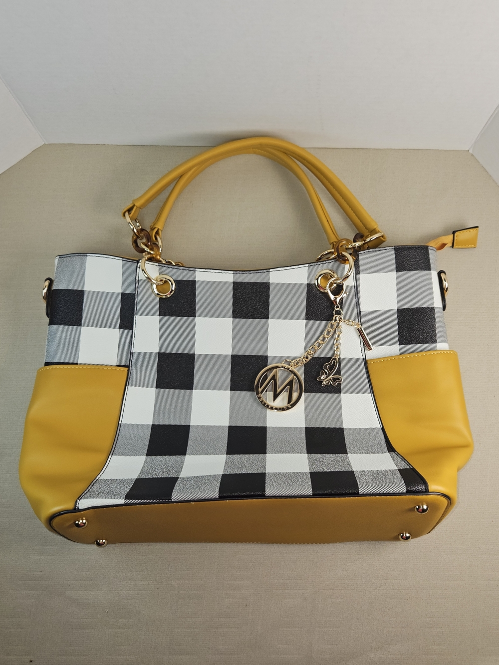 Mia K Bonita Tote Bag